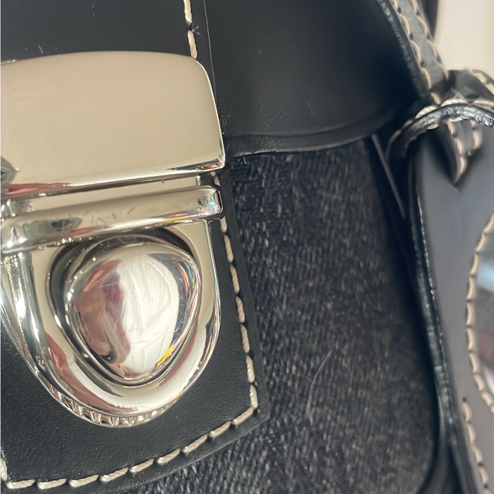 DOONEY AND BOURKE 
 anniversary signature double pocket satchel handbag - Picture 6 of 16